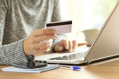 Miért lehet hasznos egy hitelkártya?